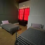 Casa Augusta 2 Hostel *