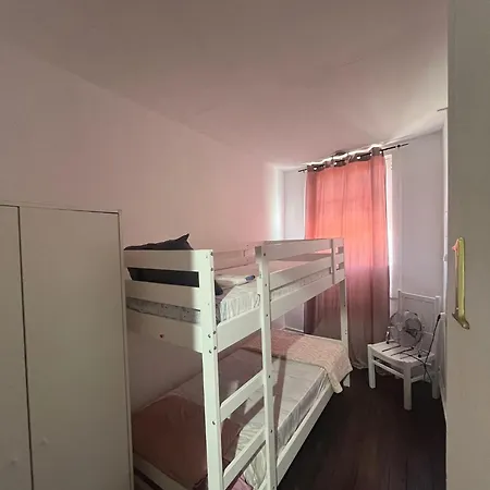 Casa Augusta 2 호스텔 *