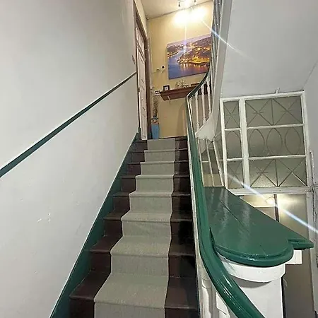 Casa Augusta 2 Hostel