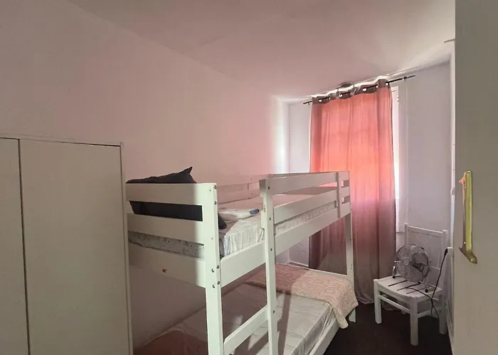 Casa Augusta 2 Hostel *