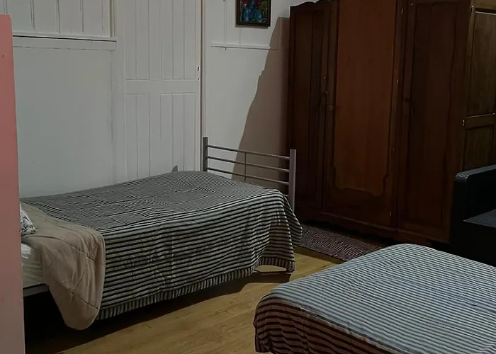 Casa Augusta 2 Hostel *